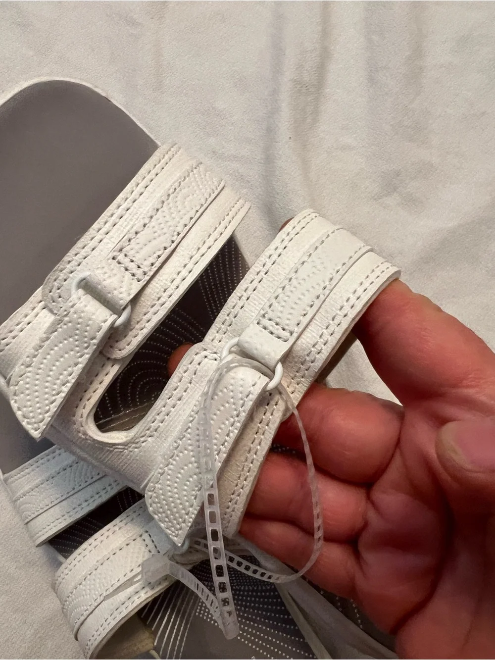 Clarks White Cloudsteppers Breeze Piper Double Strap Slide Beach Summer Sandals - Picture 10 of 14